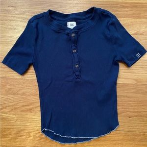 Short sleeve navy blue ribbed henley XS BDG brand